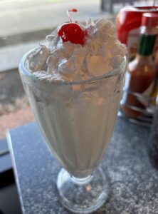 Einmal musste ich mir so einen genialen Vanille-Milchshake in einem amerikanischen Diner gönnen. Gott war das lecker!