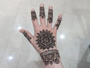 Henna-Bemalung in Indien